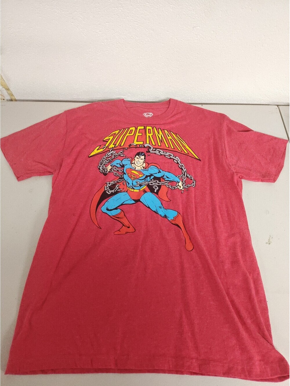Superman Breaking Chains Graphic T Shirt Red DC Comics Men’s Large L